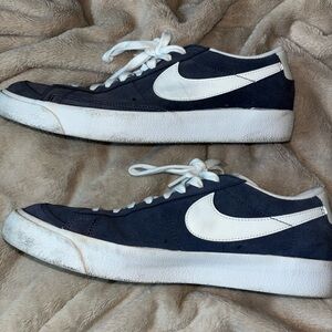 Men’s Nike Blazer Low ‘77 Suede Sneakers